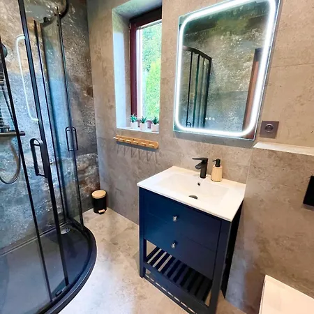 Дом отдыха Lawendowa Przystan - Dom Nad Rzeka - Brenna, 10 Osob, Sauna, Balia Z Jacuzzi, Ogrod, Plac Zabaw