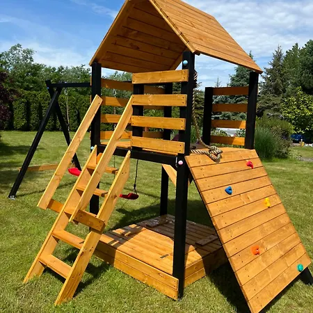 Vakantiehuis Lawendowa Przystan - Dom Nad Rzeka - Brenna, 10 Osob, Sauna, Balia Z Jacuzzi, Ogrod, Plac Zabaw