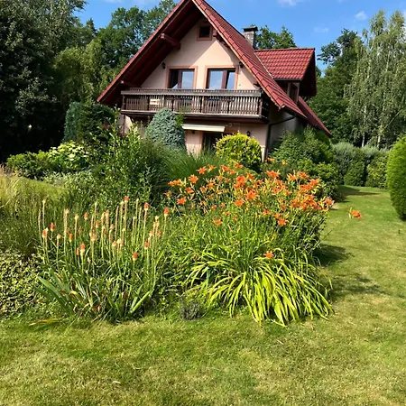 Nyaraló Lawendowa Przystan - Dom Nad Rzeka - Brenna, 10 Osob, Sauna, Balia Z Jacuzzi, Ogrod, Plac Zabaw