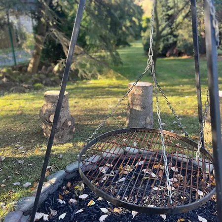 Дом отдыха Lawendowa Przystan - Dom Nad Rzeka - Brenna, 10 Osob, Sauna, Balia Z Jacuzzi, Ogrod, Plac Zabaw Бренна