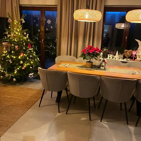 Vakantiehuis Lawendowa Przystan - Dom Nad Rzeka - Brenna, 10 Osob, Sauna, Balia Z Jacuzzi, Ogrod, Plac Zabaw Brenna