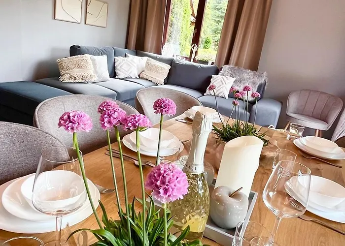 Holiday home Lawendowa Przystan - Dom Nad Rzeka - Brenna, 10 Osob, Sauna, Balia Z Jacuzzi, Ogrod, Plac Zabaw