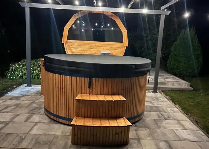 Lawendowa Przystan - Dom Nad Rzeka - Brenna, 10 Osob, Sauna, Balia Z Jacuzzi, Ogrod, Plac Zabaw Holiday home