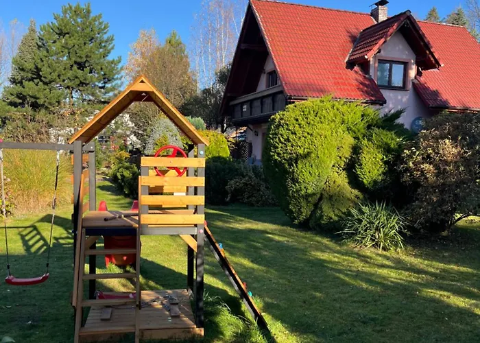 Holiday home Lawendowa Przystan - Dom Nad Rzeka - Brenna, 10 Osob, Sauna, Balia Z Jacuzzi, Ogrod, Plac Zabaw