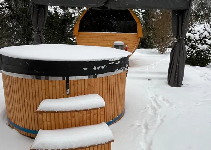 Holiday home Lawendowa Przystan - Dom Nad Rzeka - Brenna, 10 Osob, Sauna, Balia Z Jacuzzi, Ogrod, Plac Zabaw Brenna